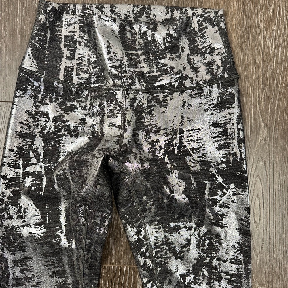Lululemon Wunder Under Brindle Foil Tights Sz 6 - Picture 5 of 7